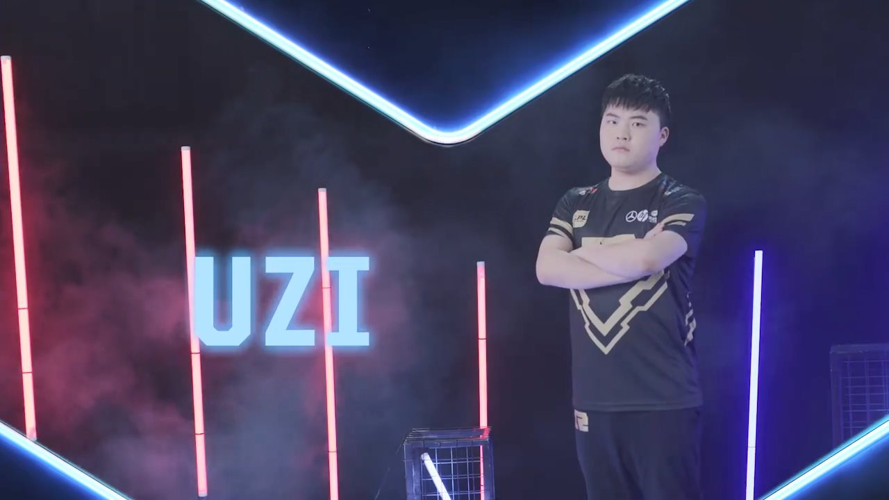 足球迷拭目 足球迷拭目