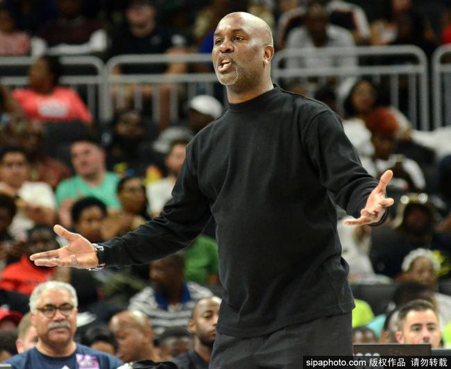 两位领先者 两位领先者