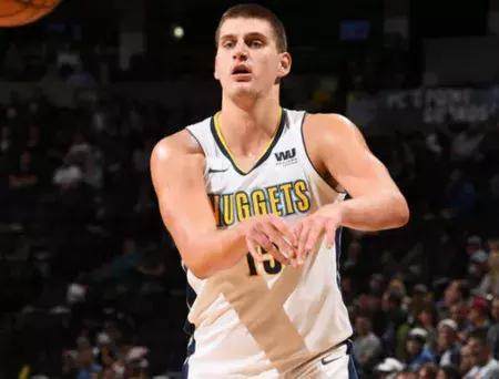 不断挑战自 不断挑战自